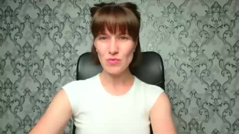 Shannen online show from 09/15/25, 10:59