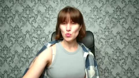 Shannen online show from 09/27/25, 11:04