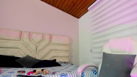 Shannon online show from 10/16/25, 04:57