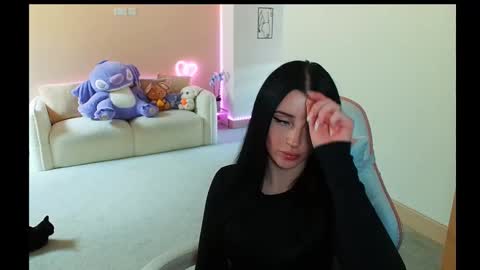 Shanmais online show from 10/21/25, 10:05