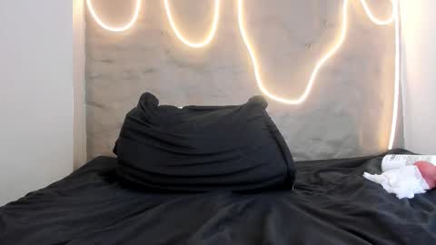 Shanntal  online show from 03/11/26, 07:53