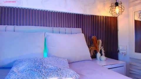 SHANON online show from 02/05/26, 07:29