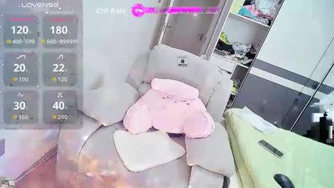 Snapshot of shanshan_cn chatting on 10/14/25, 12:44 shanshan_cn online show from 10/14/25, 12:44