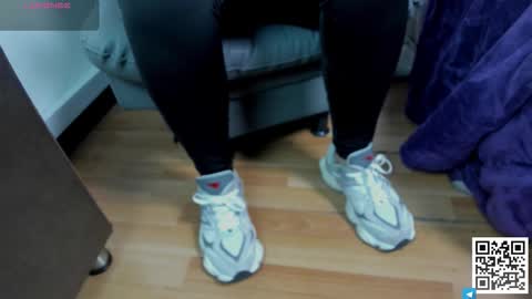 Snapshot of shantal__g chatting on 02/26/26, 04:17 shantal__g online show from 02/26/26, 04:17