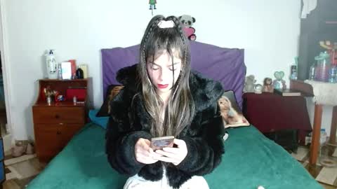 Snapshot of shantal_houston chatting on 10/16/25, 11:44 Shantal online show from 10/16/25, 11:44