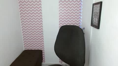 Dayana online show from 12/04/25, 03:32