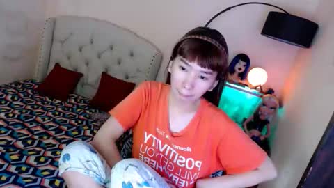 SHANTA FOX  s online show from 10/30/25, 12:56