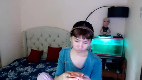 SHANTA FOX  s online show from 02/23/26, 01:36