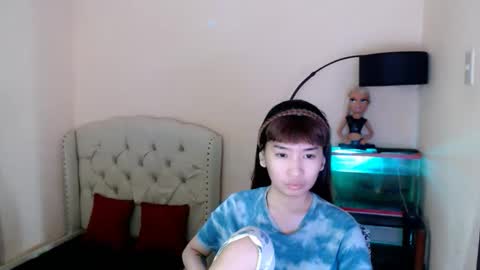 SHANTA FOX  s online show from 04/19/26, 01:16