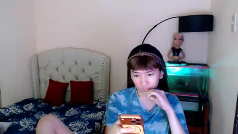 SHANTA FOX  s online show from 04/19/26, 01:21