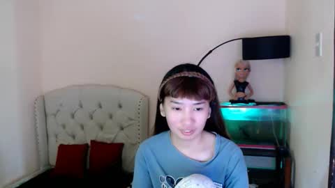 SHANTA FOX  s online show from 04/22/26, 12:35