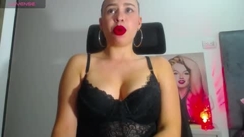 Shantal  online show from 12/14/24, 09:24