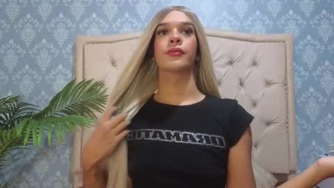 Shantal Jones online show from 11/03/25, 10:21