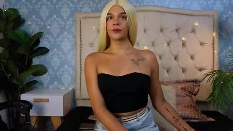 Shantal Jones online show from 02/26/26, 09:03