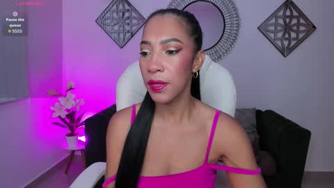 Shantall wills online show from 12/23/25, 10:24