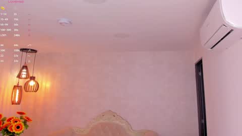 ShantallKnowles online show from 11/21/25, 12:04