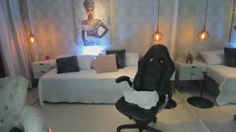 Shantal online show from 01/19/26, 11:14