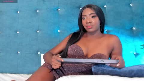 Shantall Miller online show from 04/17/26, 08:56