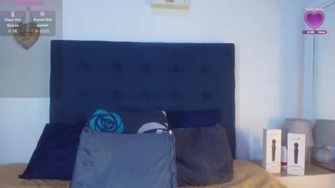 shantallvegga1 online show from 03/04/26, 12:11