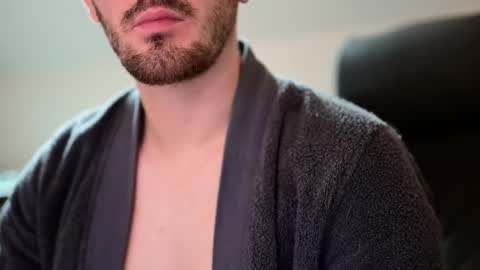 frenchy boy online show from 12/08/24, 12:52