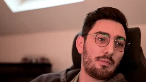 frenchy boy online show from 12/10/24, 03:12