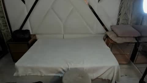 Shara Oz online show from 02/14/26, 03:14