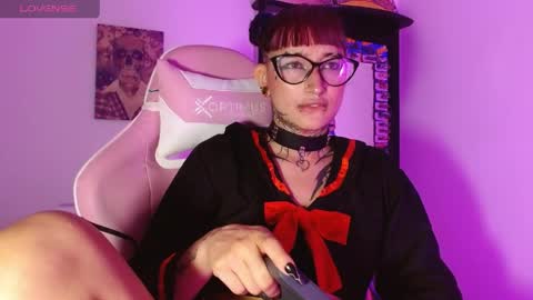 sharaross1 online show from 04/18/26, 02:59