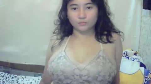 Snapshot of share_rhea chatting on 03/17/26, 02:09 Kah online show from 03/17/26, 02:09