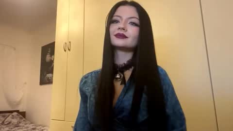 Angie online show from 10/20/25, 05:35