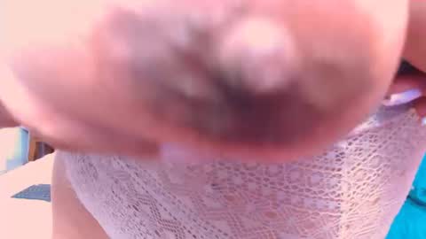 Snapshot of sharit_latina chatting on 09/09/25, 03:22 Sharit online show from 09/09/25, 03:22