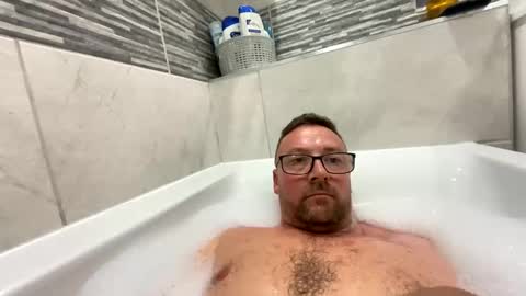 Snapshot of sharksboy16 chatting on 12/10/24, 06:38 Sharksboy online show from 12/10/24, 06:38