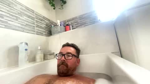 Snapshot of sharksboy16 chatting on 10/11/25, 02:26 Sharksboy online show from 10/11/25, 02:26