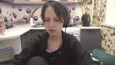 Snapshot of sharleenyodis chatting on 06/26/26, 05:17 Sara online show from 06/26/26, 05:17