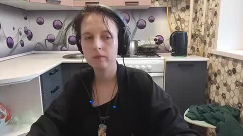 Snapshot of sharleenyodis chatting on 06/28/26, 04:57 Sara online show from 06/28/26, 04:57