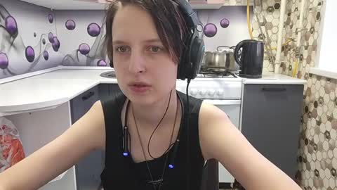 Snapshot of sharleenyodis chatting on 07/11/26, 05:15 Sara online show from 07/11/26, 05:15