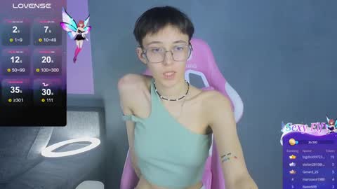 Sharli online show from 12/17/24, 08:10