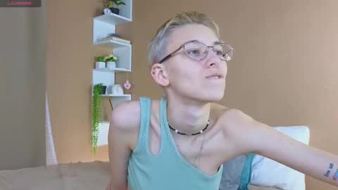 Sharli online show from 02/20/25, 03:30