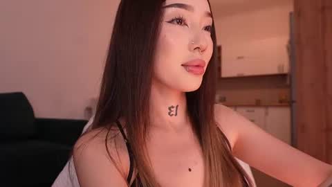 Snapshot of sharlin_13 chatting on 07/04/26, 11:49 Sharlin online show from 07/04/26, 11:49