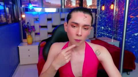 Snapshot of sharlon_ chatting on 03/31/26, 01:11 Sharlond online show from 03/31/26, 01:11