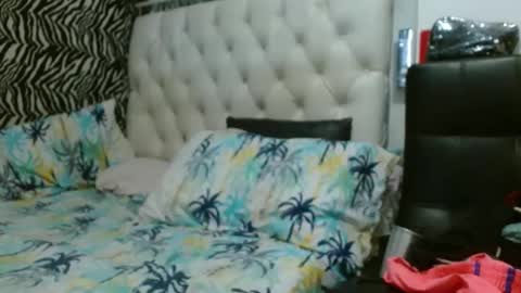 sharlot03 online show from 02/21/25, 10:17