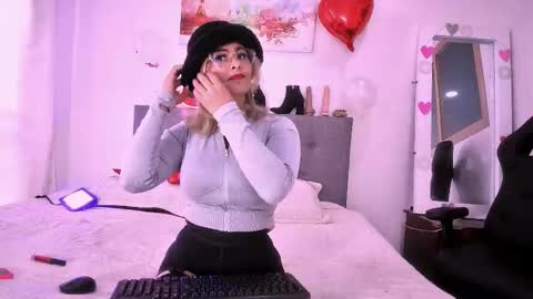 sharlott_3 online show from 02/17/26, 12:56