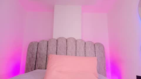 Sharlott online show from 02/20/26, 03:03