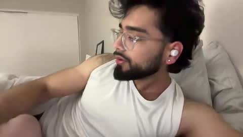 sharmaaditya7253 online show from 12/03/25, 12:18