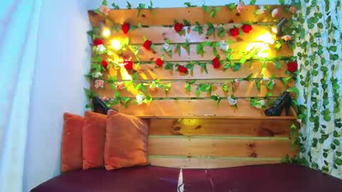 Sharol online show from 09/18/25, 03:41