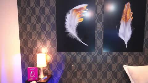 Sharom  online show from 03/25/26, 07:09