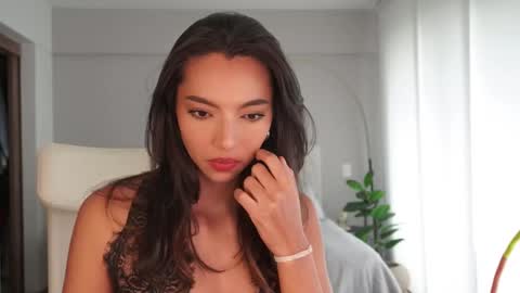 sharon baker online show from 02/11/25, 06:22