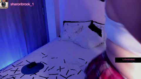 Snapshot of sharon_brook chatting on 02/09/25, 01:55 sharon_brook online show from 02/09/25, 01:55