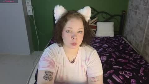 Snapshot of sharon_coxxx chatting on 06/28/26, 03:56 Sharon online show from 06/28/26, 03:56
