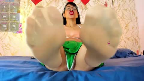 Snapshot of sharon_leather chatting on 05/07/26, 12:43 sharon_leather online show from 05/07/26, 12:43