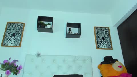 sharon_smiith_ online show from 01/24/25, 10:41